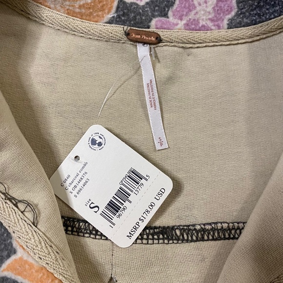 NWT Free People Size Small Printed Ruby Jacket in Charcoal Floral Oversized Gray - Picture 3 of 10